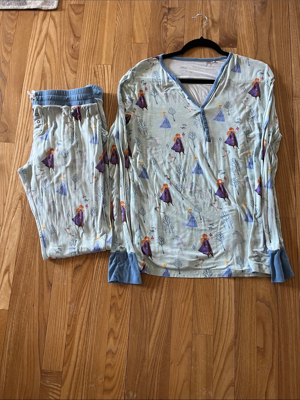 Little Sleepies Frozen pj set, top XL, bottom L